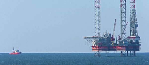 Плавучая самоподъемная буровая установка Арктическая Плавучая самоподъемная буровая установка Арктическая - Sputnik Абхазия