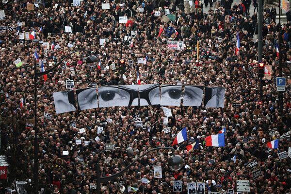 Парижане вышли на марш против терроризма - Sputnik Абхазия