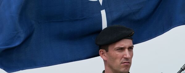 Флаг НАТО. Архивное фото. - Sputnik Абхазия