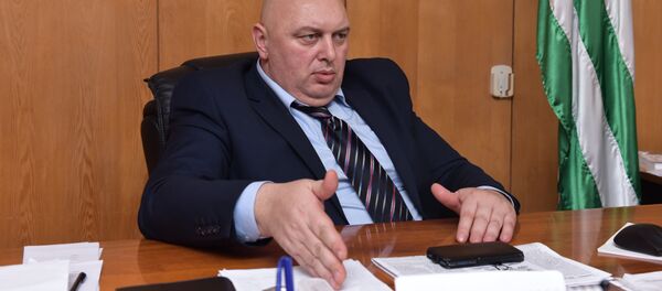 Глава администрации Галского района Темур Надарая Глава администрации Галского района Темур Надарая - Sputnik Абхазия