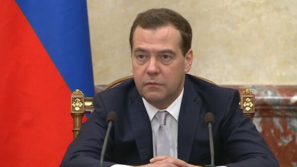 Люди не должны замерзнуть – Медведев о возможных поставках газа в Донбасс - Sputnik Абхазия