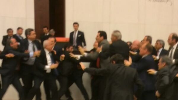 Турецкие парламентарии подрались, обсуждая законопроект о безопасности - Sputnik Абхазия