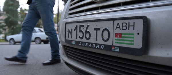 Абхазские водители смогут выбрать любой номерной знак Абхазские водители смогут выбрать любой номерной знак - Sputnik Абхазия