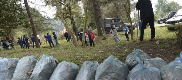 Субботник на фуникулере Субботник на фуникулере - Sputnik Аҧсны