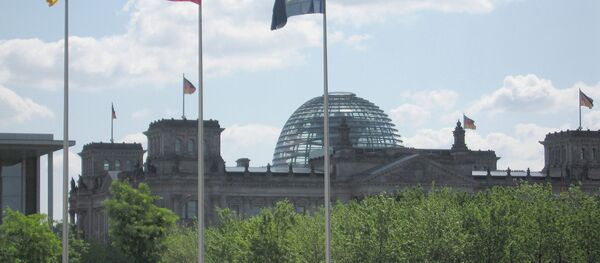 Берлин. Вид на Рейхстаг. Архивное фото. - Sputnik Аҧсны