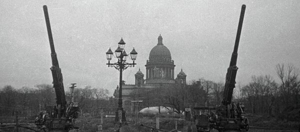 Зенитчики на страже Ленинградского неба. - Sputnik Абхазия