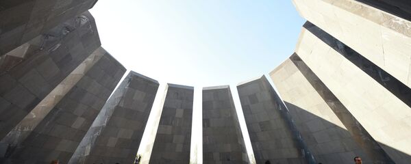 Мемориал памяти жертв геноцида армян Цицернакаберд. Архивное фото. - Sputnik Абхазия