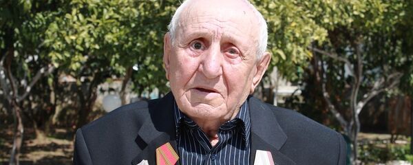 Ветеран ВОВ Рогонян Аркадий Арамович. Ветеран ВОВ Рогонян Аркадий Арамович. - Sputnik Абхазия