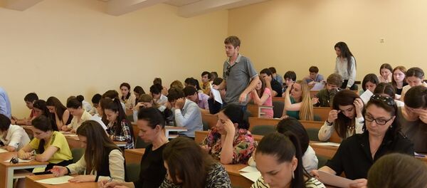 Более 100 претендентов на работу в Казначействе Абхазии написали тест Более 100 претендентов на работу в Казначействе Абхазии написали тест - Sputnik Абхазия