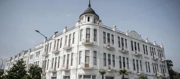 Гостиница Рица в Сухуме. Архивное фото. Гостиница Рица в Сухуме. Архивное фото. - Sputnik Абхазия