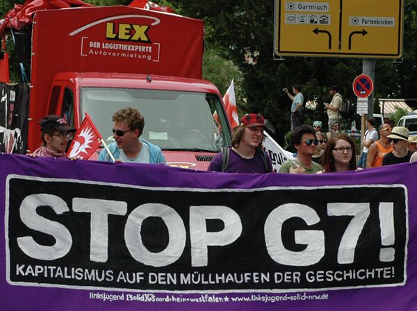 Акция протеста против саммита G-7 в Гармиш-Партенкирхене - Sputnik Абхазия