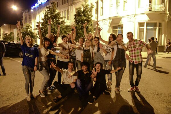 Танцевальный флешмоб. Фото с места события. - Sputnik Абхазия