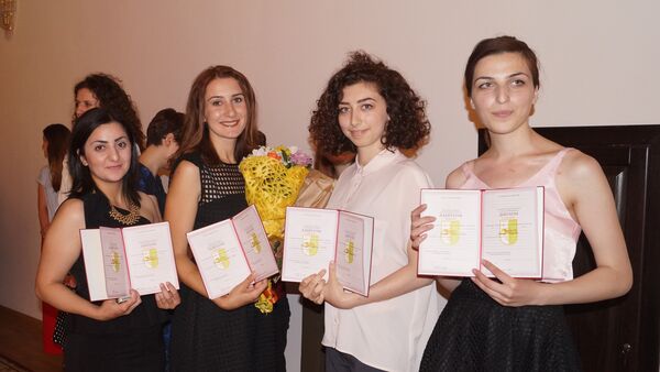 Выпускники Абхазского Государственного Университета - Sputnik Абхазия
