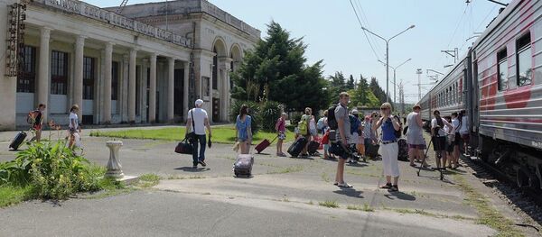 Аԥсни Урыстәылеи рыбжьара аихамҩатә еимадара еиҭашьақәыргылахоит Аԥсни Урыстәылеи рыбжьара аихамҩатә еимадара еиҭашьақәыргылахоит - Sputnik Аҧсны