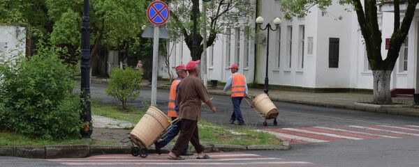 Мигранты Мигранты - Sputnik Абхазия