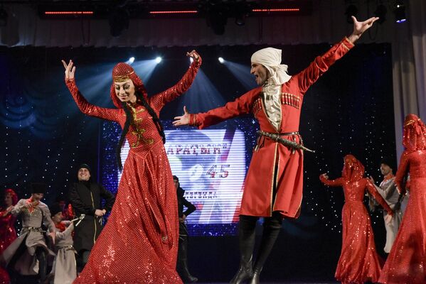 Государственный ансамбль народного танца Шаратын - Sputnik Абхазия