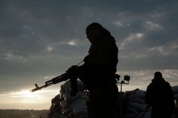 Матиос: под Киевом находятся бойцы Торнадо с оружием - Sputnik Абхазия