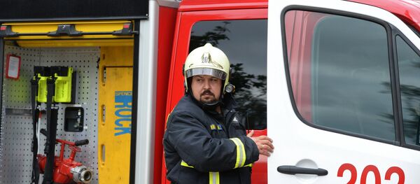 Сотрудник МЧС. Архивное фото. - Sputnik Абхазия
