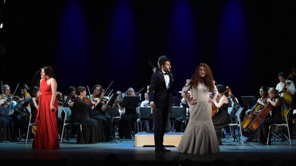 Абхазские оперные певцы выступили с концертом Grand Opera Gala - Sputnik Абхазия
