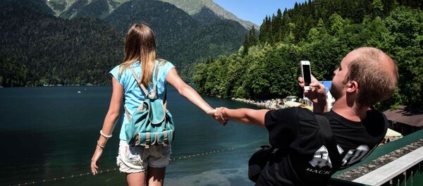 Озеро Рица. Озеро Рица. - Sputnik Абхазия