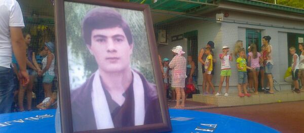 Турнир по теннису памяти Героя Абхазии Арзамета Тарба проходит в Гагре Турнир по теннису памяти Героя Абхазии Арзамета Тарба проходит в Гагре - Sputnik Аҧсны