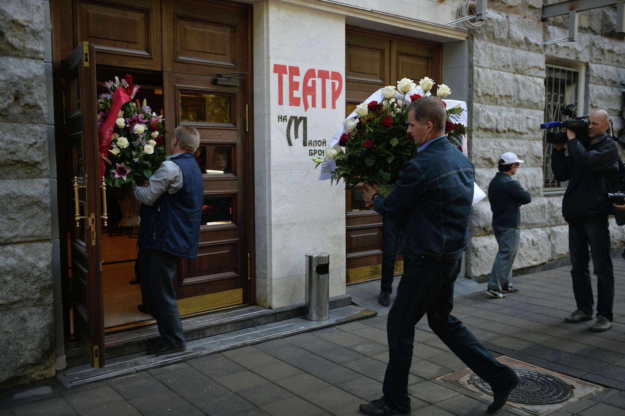 Дочь льва дурова похоронили в москве