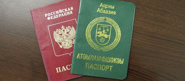 Паспорта гражданина Абхазии и РФ. Паспорта гражданина Абхазии и РФ. - Sputnik Абхазия