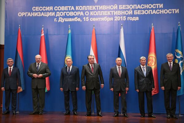 Рабочий визит президента РФ В.Путина в Таджикистан для участия в саммите ОДКБ - Sputnik Абхазия