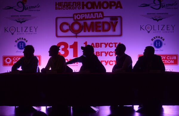 Презентация Фестиваля Неделя Высокого Юмора от Comedy Club - Sputnik Абхазия