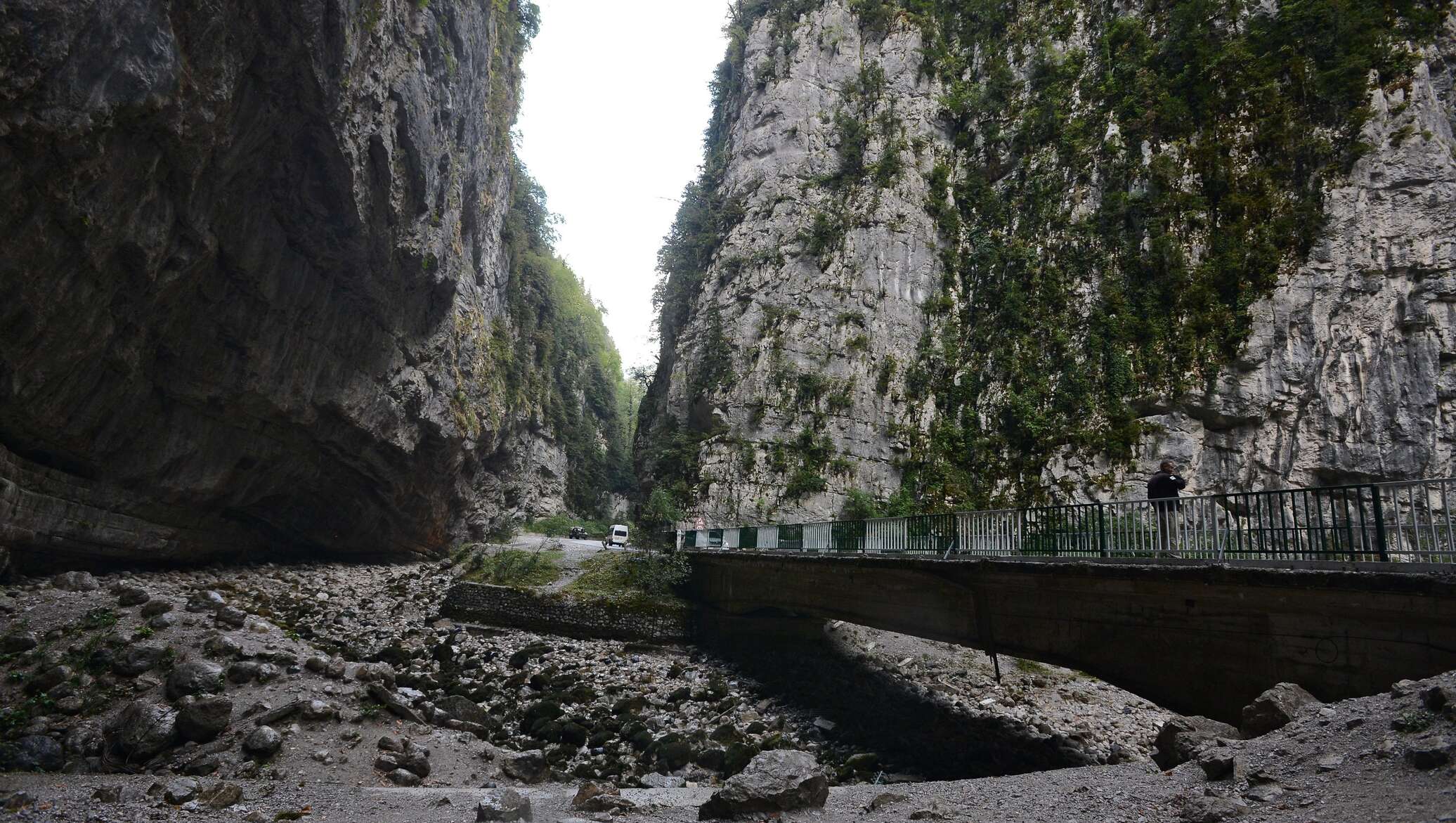 Дорога в Кодорское ущелье Абхазия