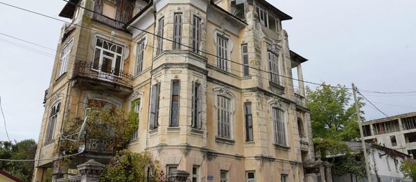 Дом по ул. Джанашия. - Sputnik Абхазия