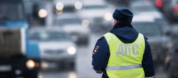 Работа сотрудников ГИБДД в Омске. Архивное фото Работа сотрудников ГИБДД в Омске. Архивное фото - Sputnik Аҧсны