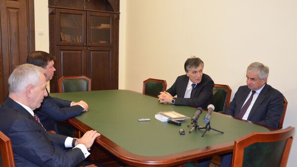 Встреча в администрации президента - Sputnik Абхазия