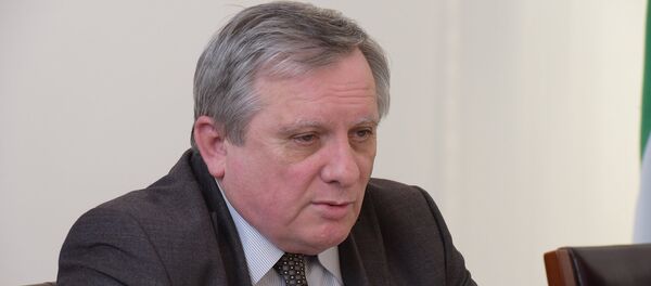 Аԥсны Аԥыза-министр Артур Амқәаб имҩаԥигеит абрифинг. Аԥсны Аԥыза-министр Артур Амқәаб имҩаԥигеит абрифинг. - Sputnik Аҧсны