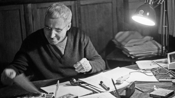 Симонов - Sputnik Абхазия