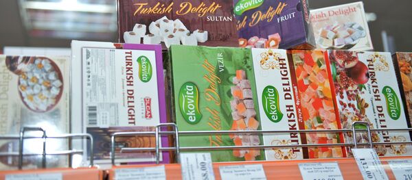 Россия вводит запрет на ввоз в Россию товаров из Турции. Архивное фото Россия вводит запрет на ввоз в Россию товаров из Турции. Архивное фото - Sputnik Абхазия