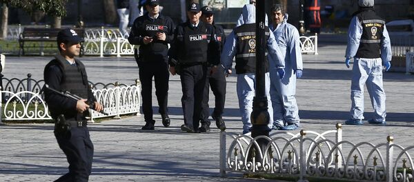 Полиция на месте взрыва в Стамбуле. Полиция на месте взрыва в Стамбуле. - Sputnik Абхазия