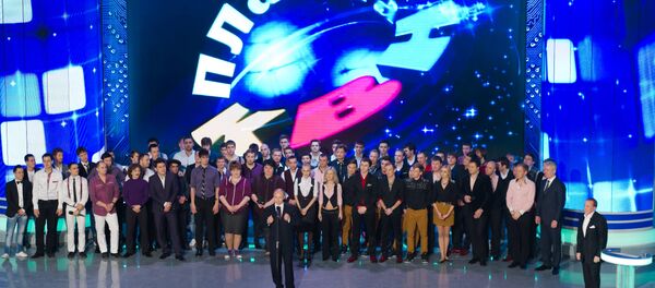 Архивное фото президента В.Путина на открытии штаб-квартиры Планеты КВН Архивное фото президента В.Путина на открытии штаб-квартиры Планеты КВН - Sputnik Абхазия