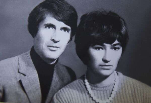 Таиф Аджба с супругой Риммой Когония - Sputnik Абхазия