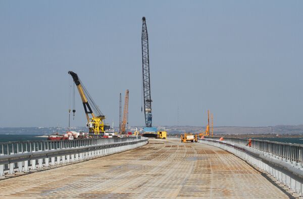 Подготовительные работы перед строительством Керченского моста в Тамани - Sputnik Абхазия