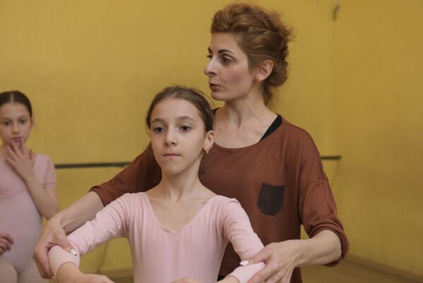 Балетная студия при Государственном училище культуры в Сухуме - Sputnik Абхазия