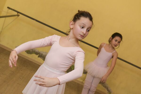 Балетная студия при Государственном училище культуры в Сухуме - Sputnik Абхазия