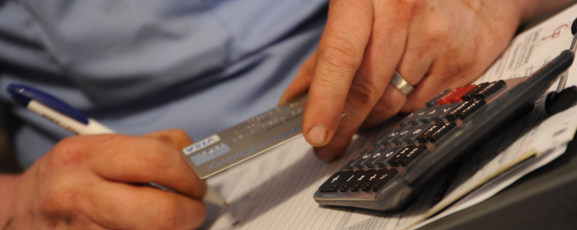 Бизнесмен за работой - Sputnik Абхазия, 1920, 30.03.2026