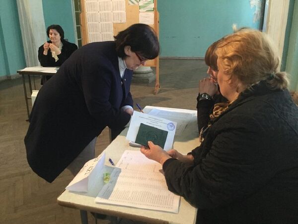 В двух округах Ткуарчалского района выборы состоялись - Sputnik Абхазия