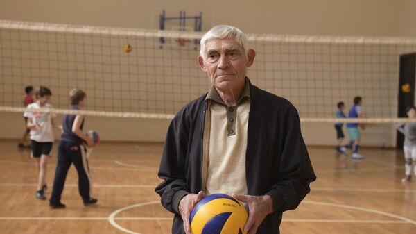 Олег Лакрба Олег Лакрба - Sputnik Аҧсны