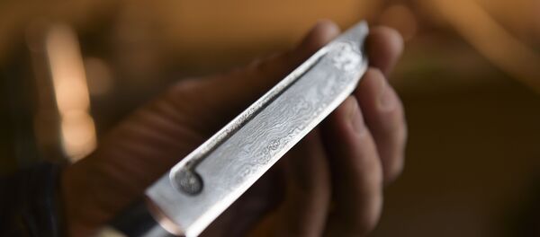 Изготовление традиционных абхазских ножей Изготовление традиционных абхазских ножей - Sputnik Абхазия