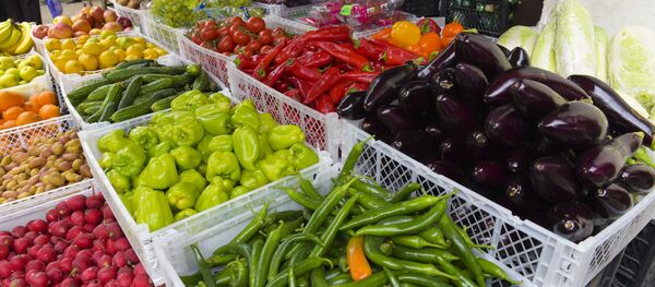 Продукты на прилавке сухумского рынка. Продукты на прилавке сухумского рынка. - Sputnik Абхазия