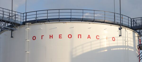 Резервуары с топливом Резервуары с топливом - Sputnik Абхазия