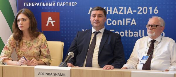 Тему членства Абхазии в ФИФА коснулись агенты ФИФА и вице-премьер республики - Sputnik Абхазия