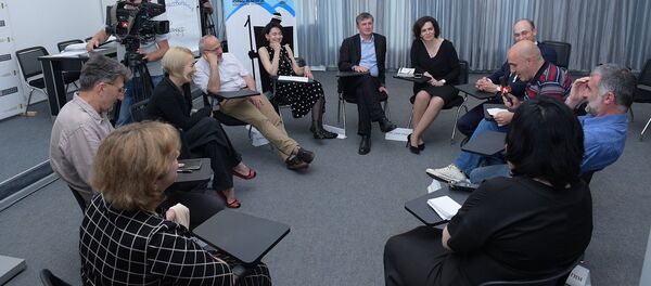 Круглый стол «Сюжет существования». Круглый стол «Сюжет существования». - Sputnik Абхазия